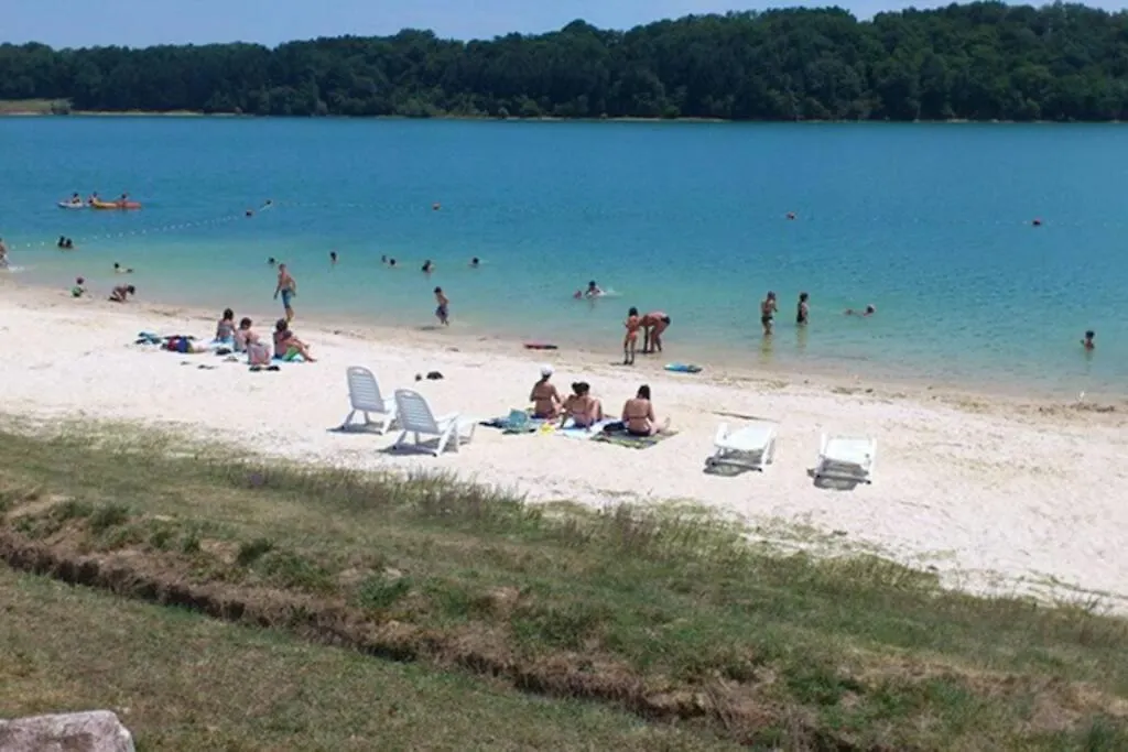Gîte en pleine nature proche du lac de la Gimone Saint-Blancard Hébergement de vacances