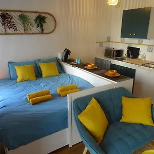 https://le-mail-studio-cosy-proche-centre-bord-vilaine-parking.inbrittany.com